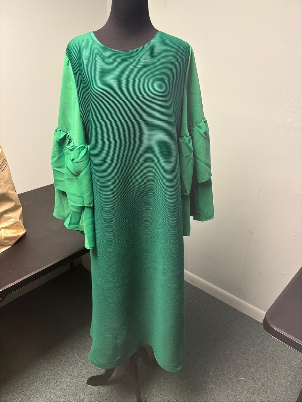 Green Ruffle-Sleeve Women's Dress